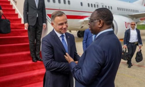 Le Chef de l’État Macky Sall a recu en palais le polonais Andrzej Duda.