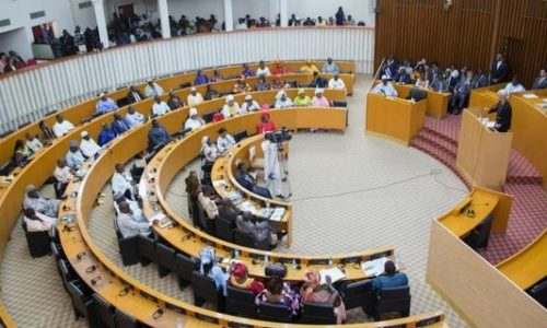 Assemblée nationale:  Les femmes parlementaires passent de 69 à 73 sièges.