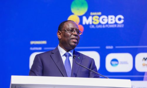 Macky SALL: “Le virus (Covid) ne doit pas nous empêcher de progresser. Nous devons apprendre à le neutraliser”.