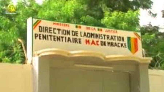 Après 2 ans en prison, le tribunal le déclare innocent.