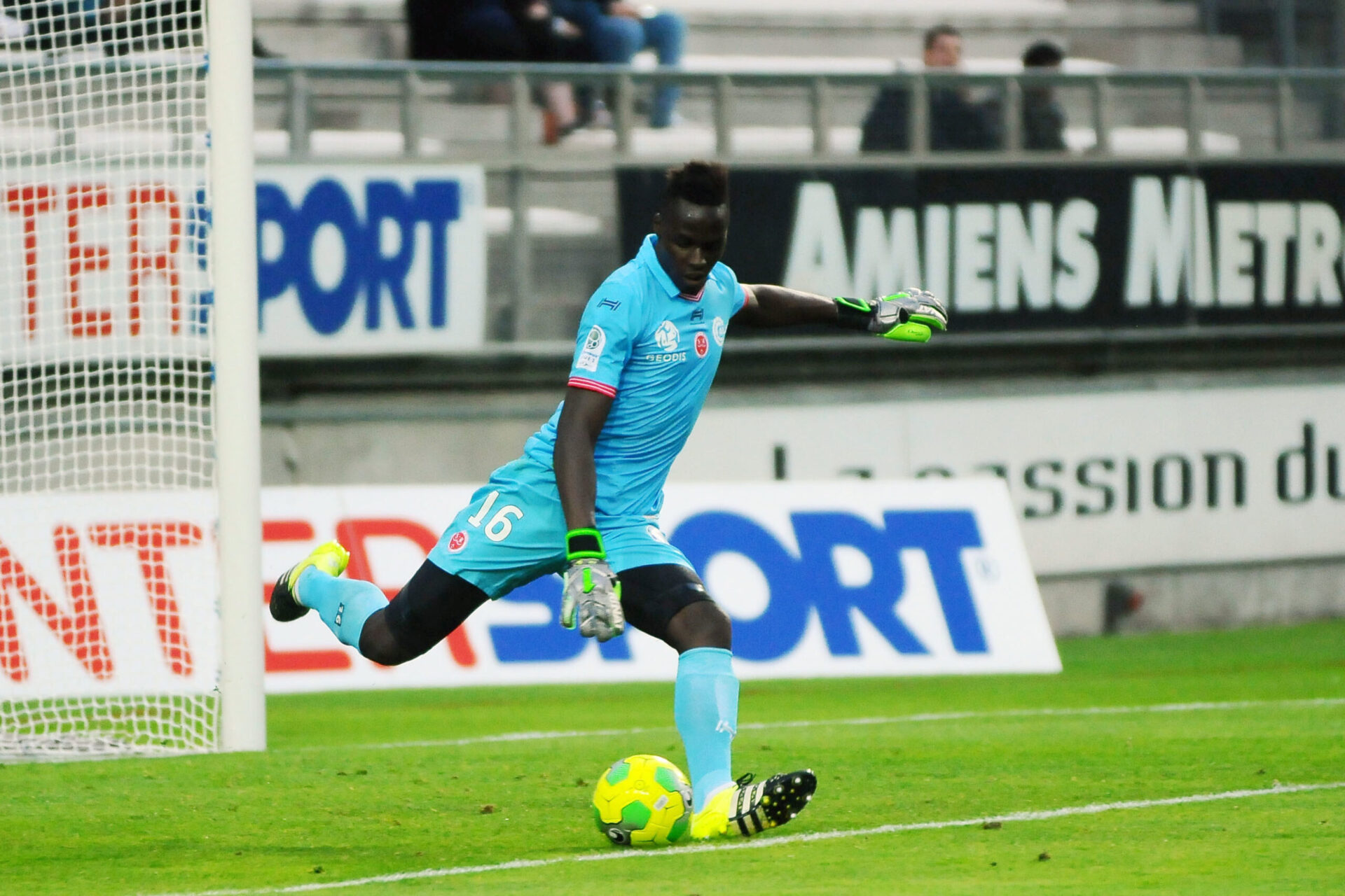 Franck Lebœuf : «  Mendy doit travailler son jeu du pied ».