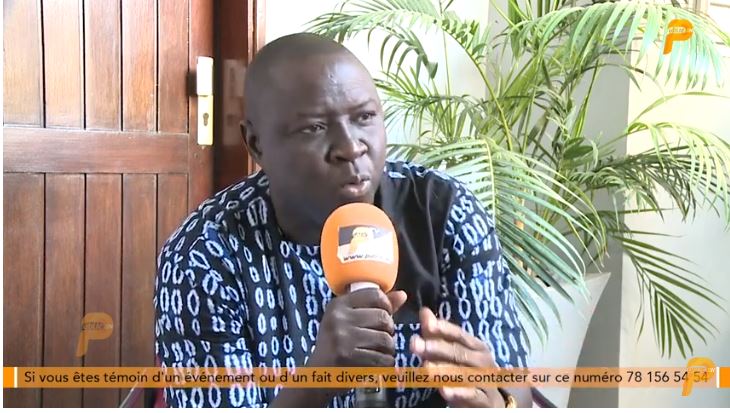 Arrestation de Pape Alé Niang : Malick Thiandoum  « C’est un recul démocratique » (Public TV)