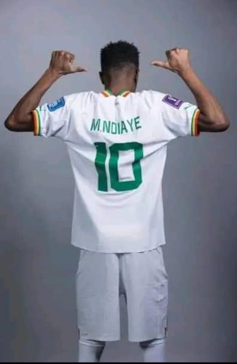 moussa ndiaye prend le 10