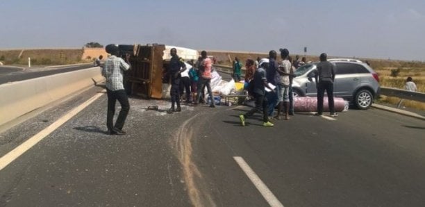 Urgent : grave accident sur l’autoroute de l’avenir… plusieurs morts enregistrés