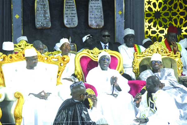 Antoine Félix Diome évoque le Sénégal comme «un Etat unitaire décentralisé».