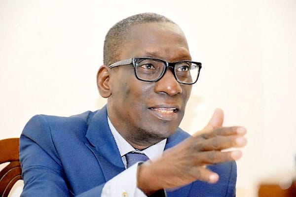 Lire la suite à propos de l’article Contrôle des parrainages: Mamadou Diop Decroix  Out, Souleymane Ndéné Ndiaye en attente