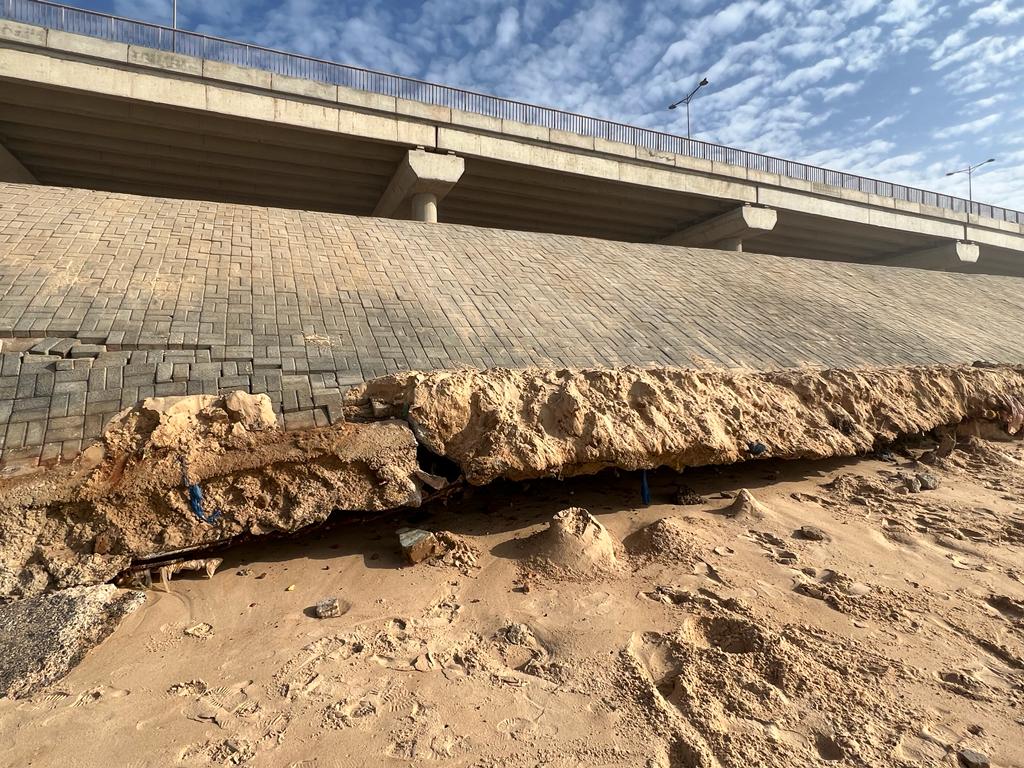 Appel d’alerte aux services compétentes: Le Pont de Camberène subit les assauts des vagues dévastatrices