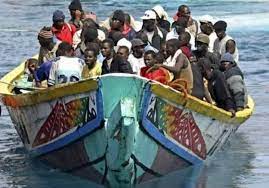 Une pirogue qui a quitté le Sénégal avec 105 personnes, dont deux mineurs, secourue au large des îles Canaries