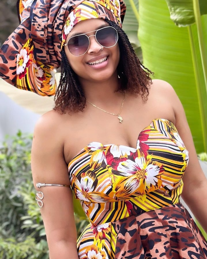 (Photos): Marie Louise Diaw adopte un nouveau look après son accouchement