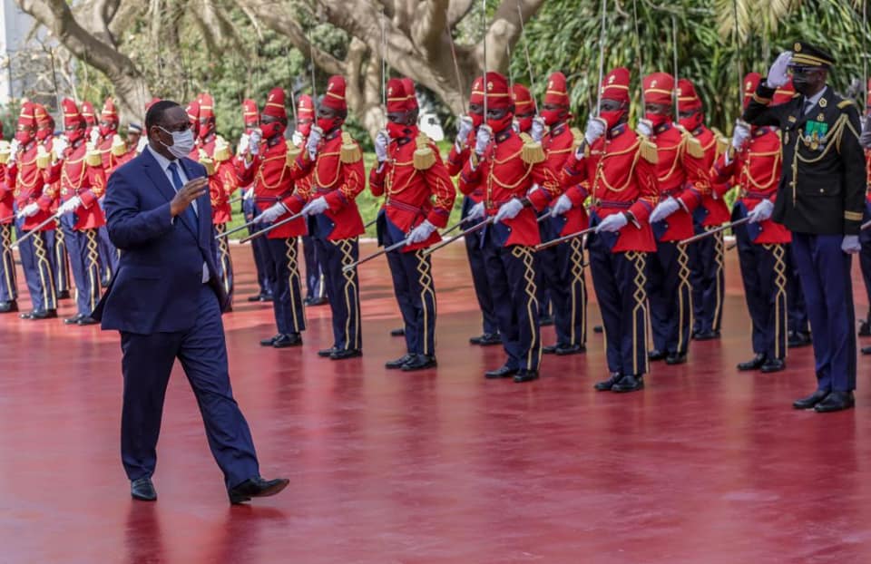 Fin de son mandat: Macky Sall fait ses adieux aux gardes